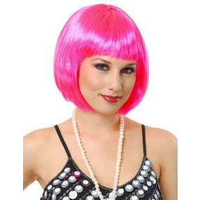 Rövid pink paróka frufruval 